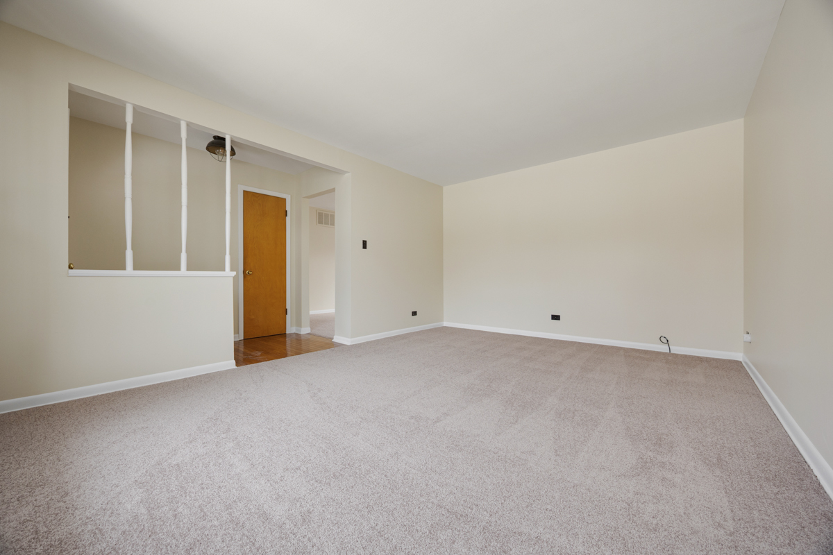 Elk Grove Village, IL 60007