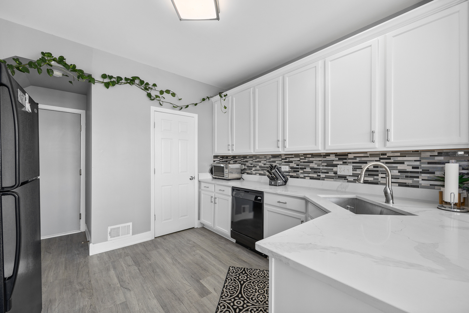 8500 Sawyer Court, Joliet, IL 60431