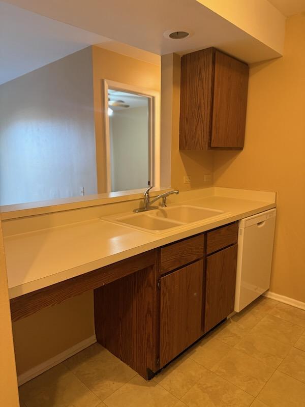 208 Queens Cove #0, Barrington, IL 60010