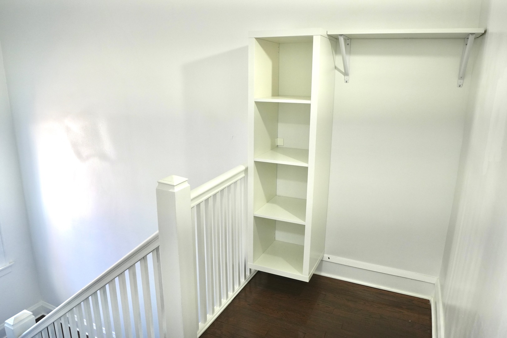 8040 S Rhodes Avenue, Chicago, IL 60619