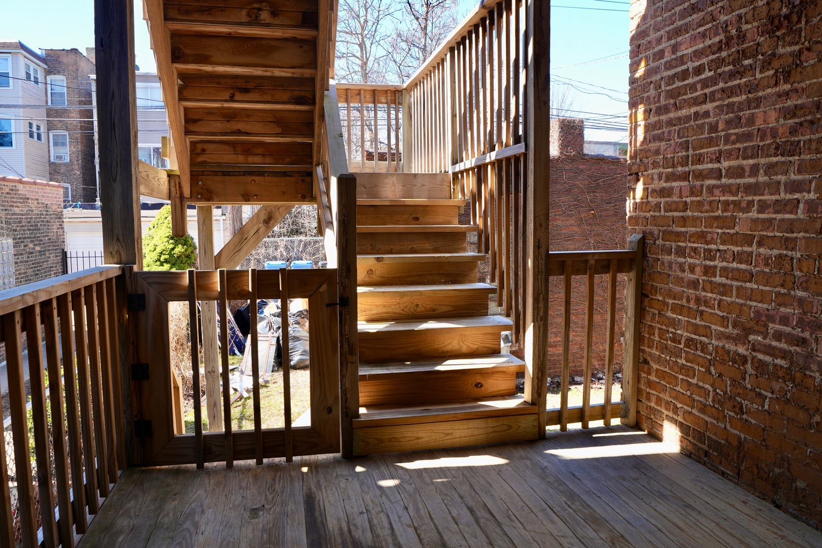 8040 S Rhodes Avenue, Chicago, IL 60619