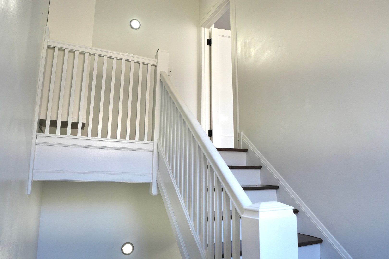 8040 S Rhodes Avenue, Chicago, IL 60619