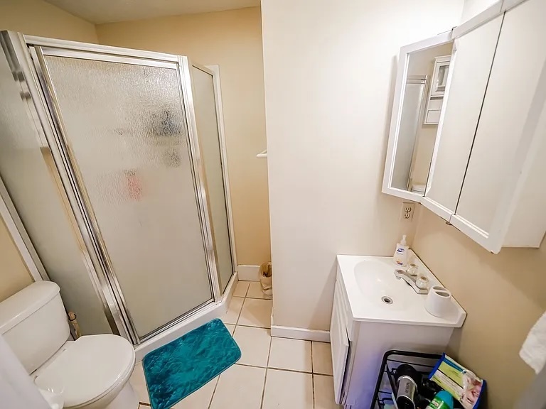 802 E Grove Street, Bloomington, IL 61701