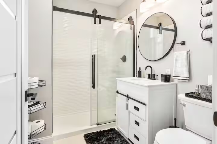 802 E Grove Street, Bloomington, IL 61701