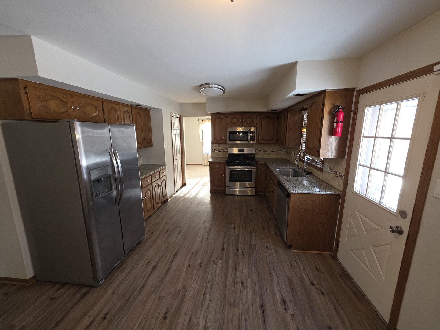 18354 De Jong Lane, Lansing, IL 60438