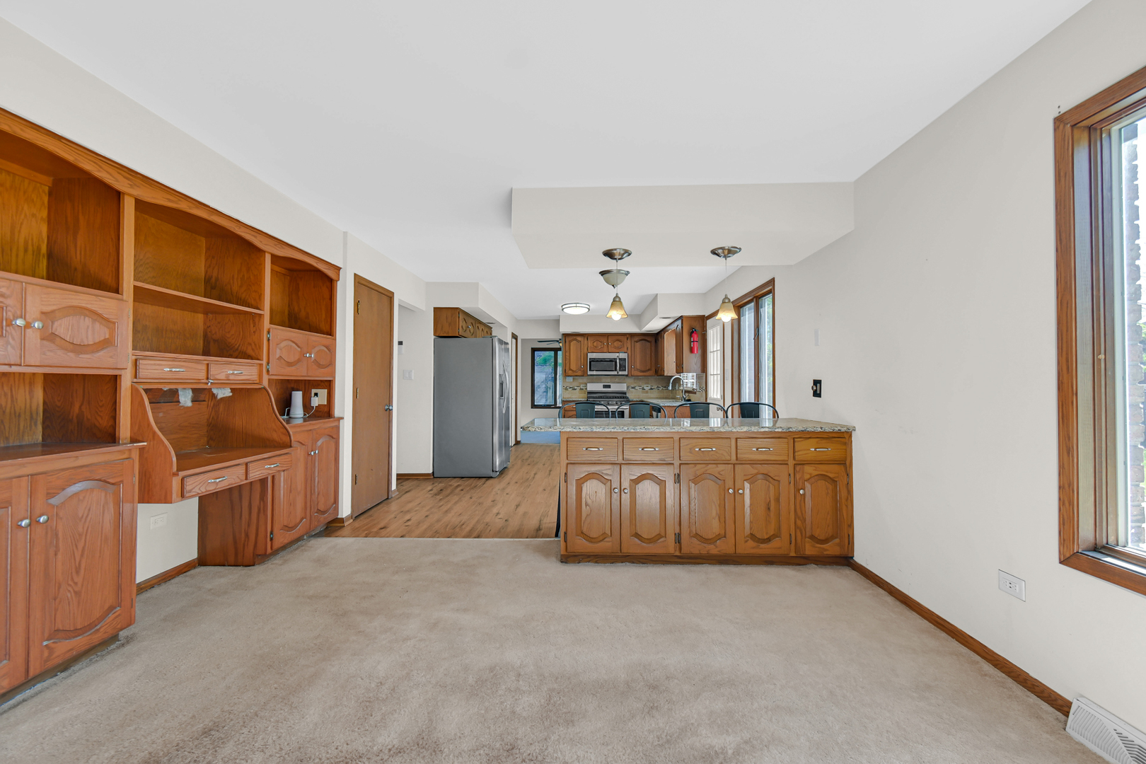 18354 De Jong Lane, Lansing, IL 60438