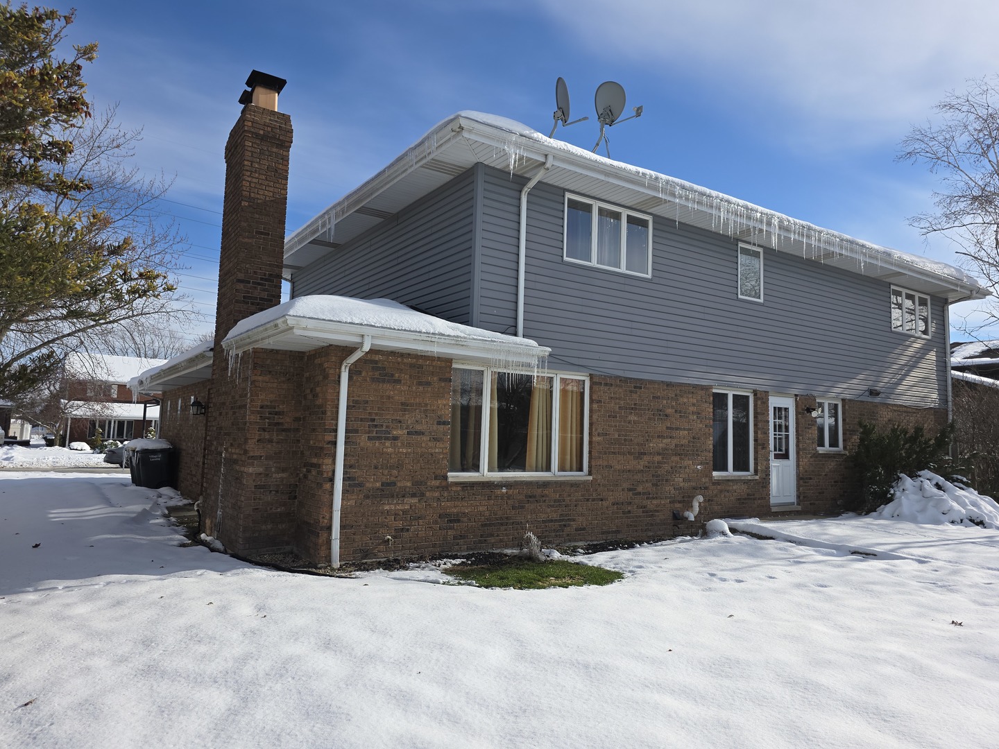 18354 De Jong Lane, Lansing, IL 60438