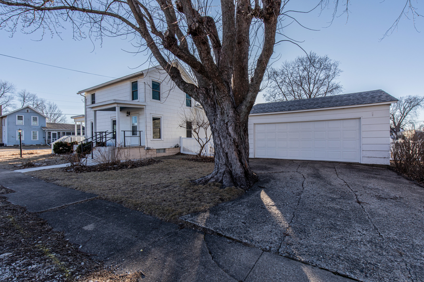 220 E 2nd Street, Wyanet, IL 61379