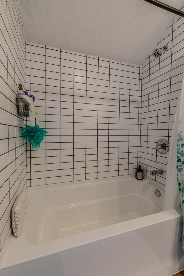 220 E 2nd Street, Wyanet, IL 61379