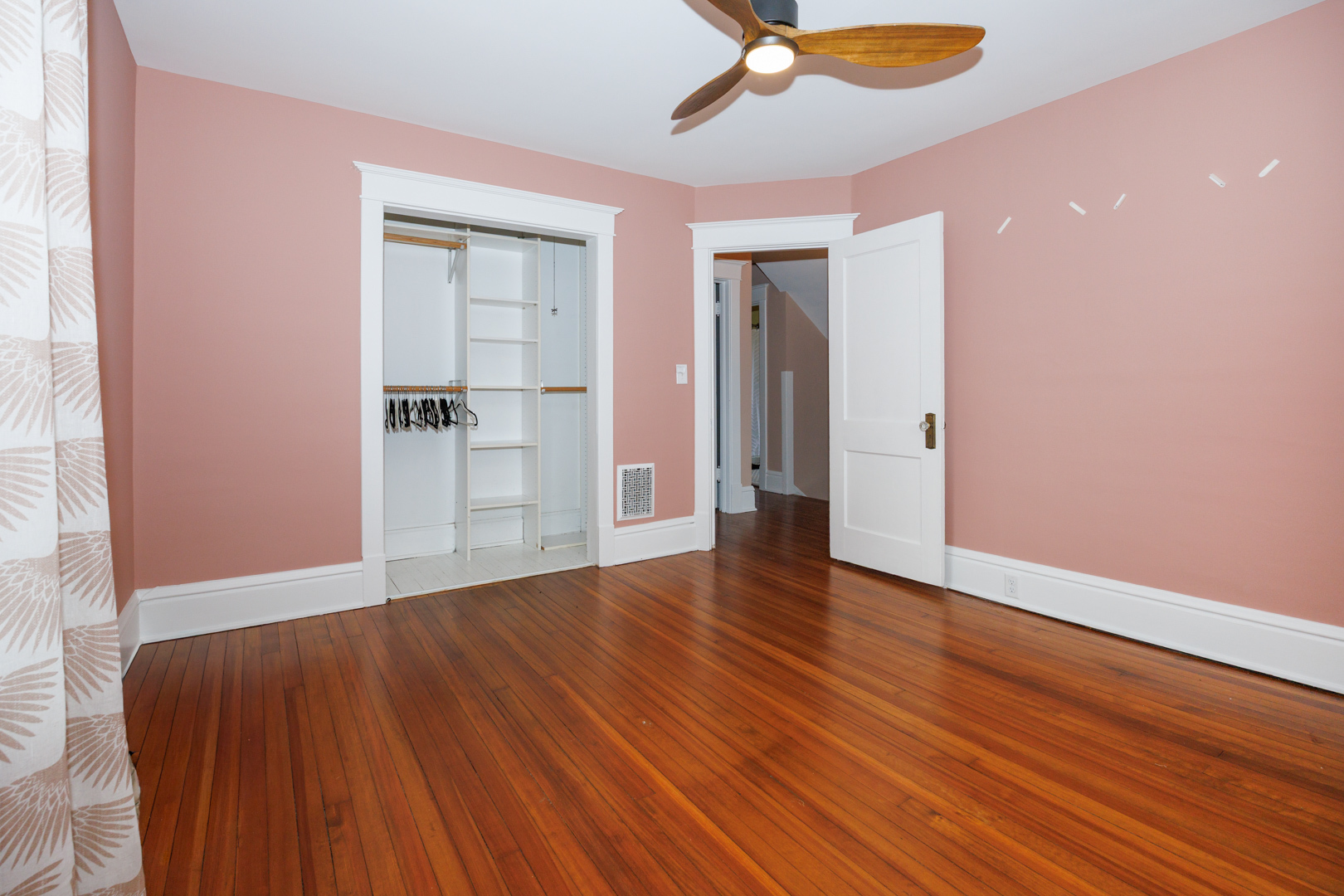 1510 E Olive Street, Bloomington, IL 61701