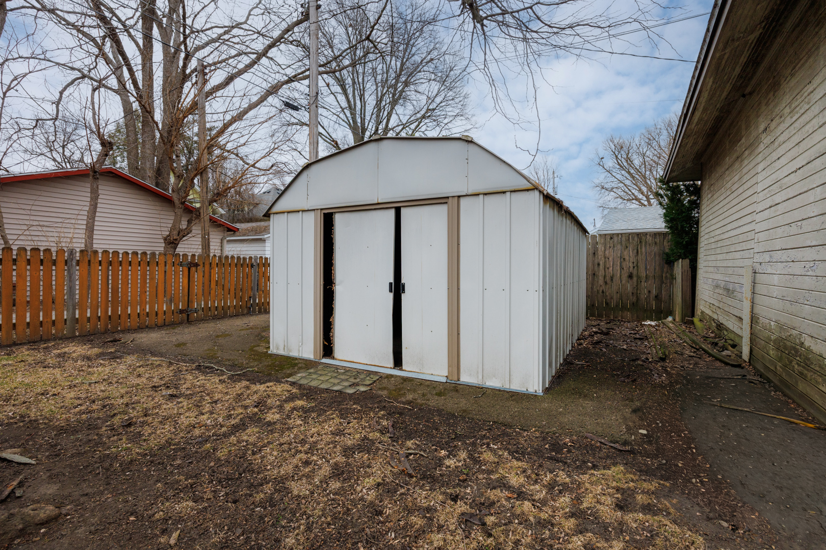 1510 E Olive Street, Bloomington, IL 61701