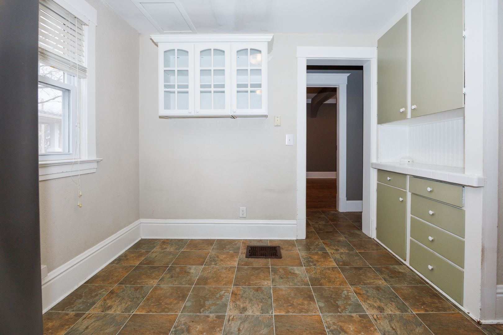 1510 E Olive Street, Bloomington, IL 61701