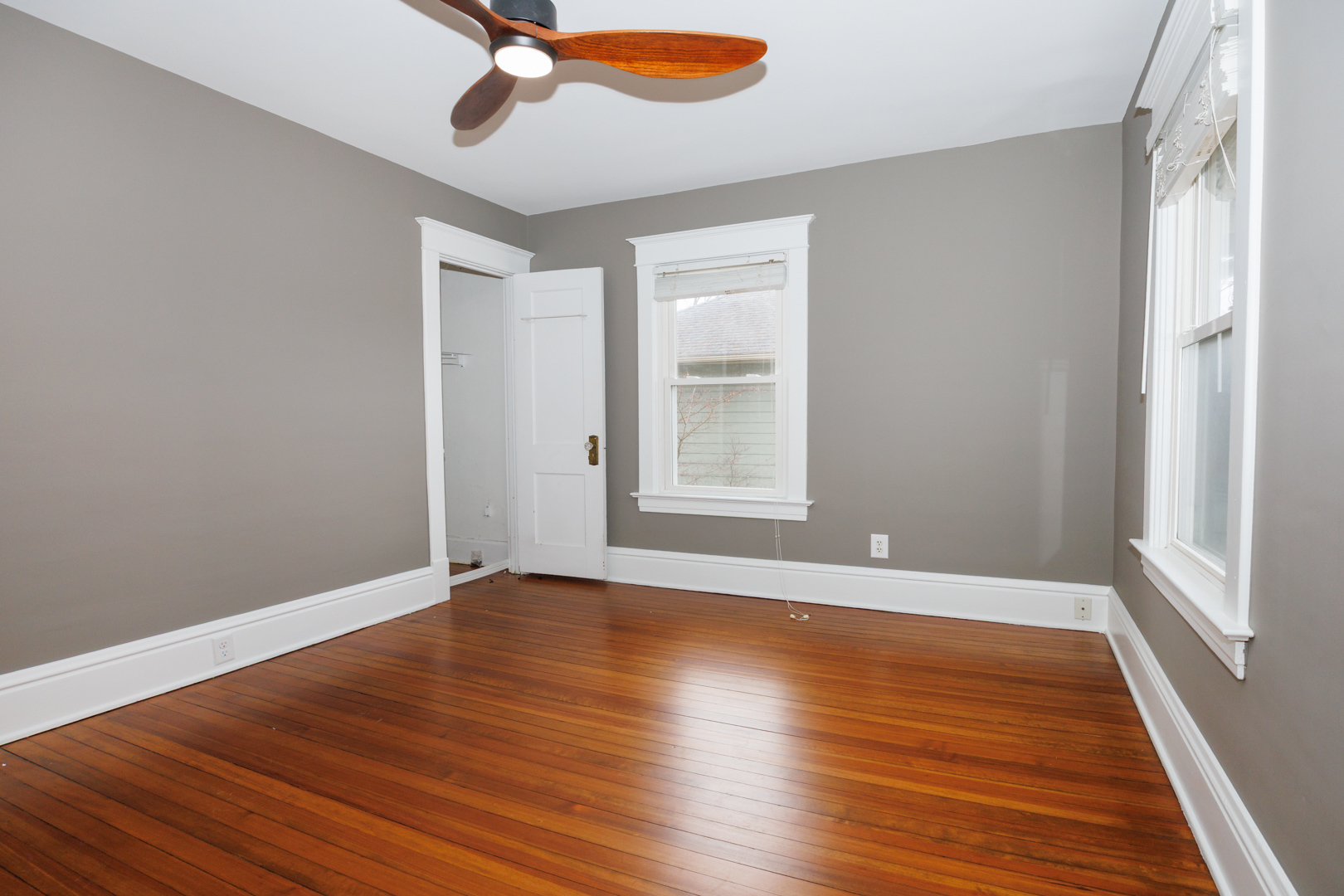 1510 E Olive Street, Bloomington, IL 61701