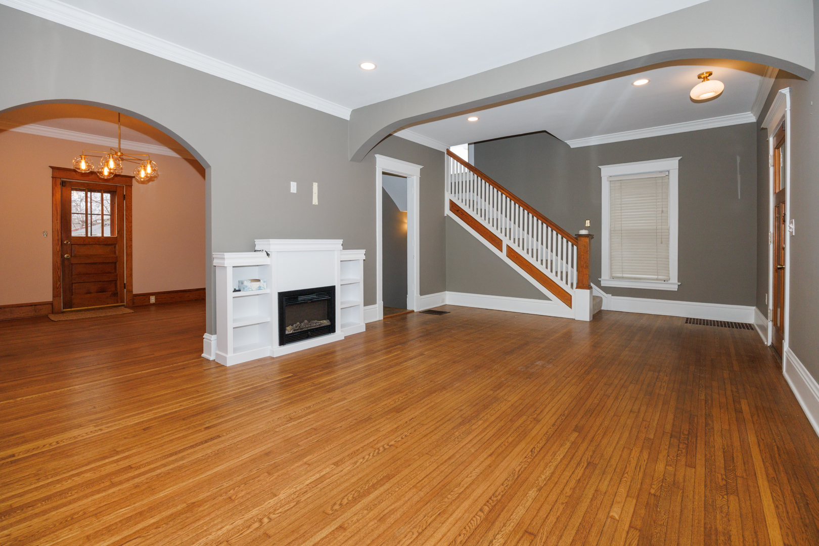 1510 E Olive Street, Bloomington, IL 61701