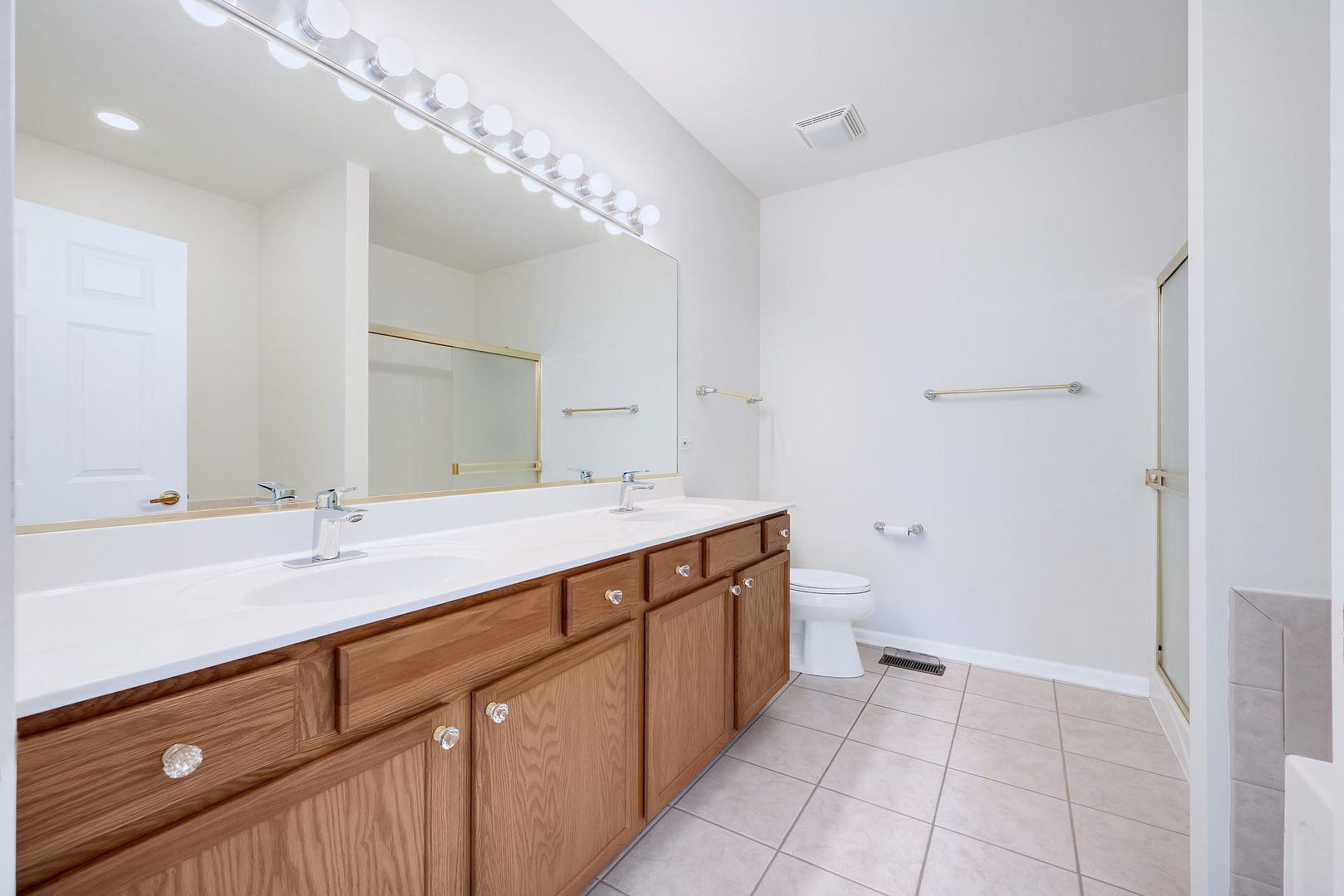 669 Saugatuk Circle, Romeoville, IL 60446