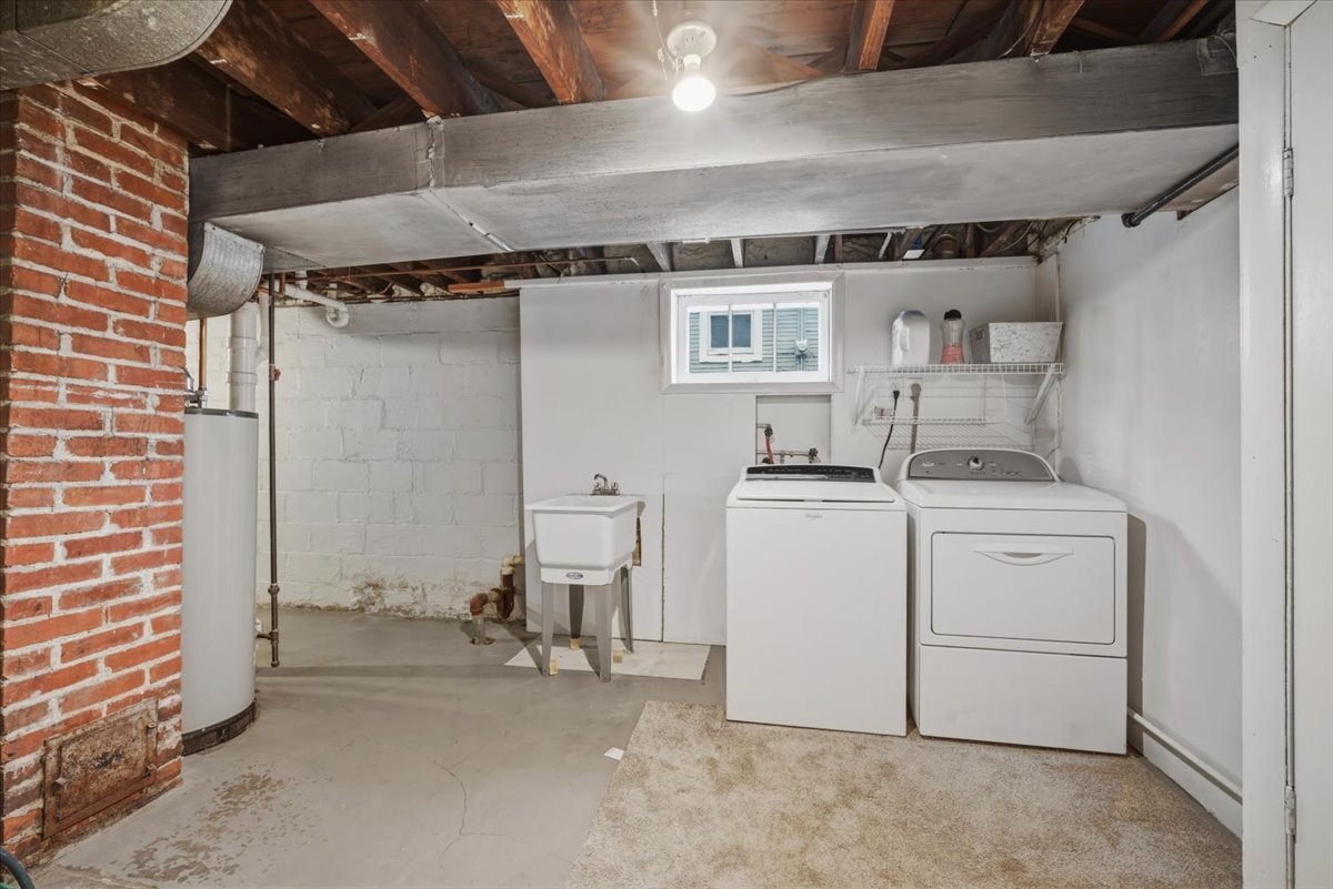 611 Vale Street, Bloomington, IL 61701