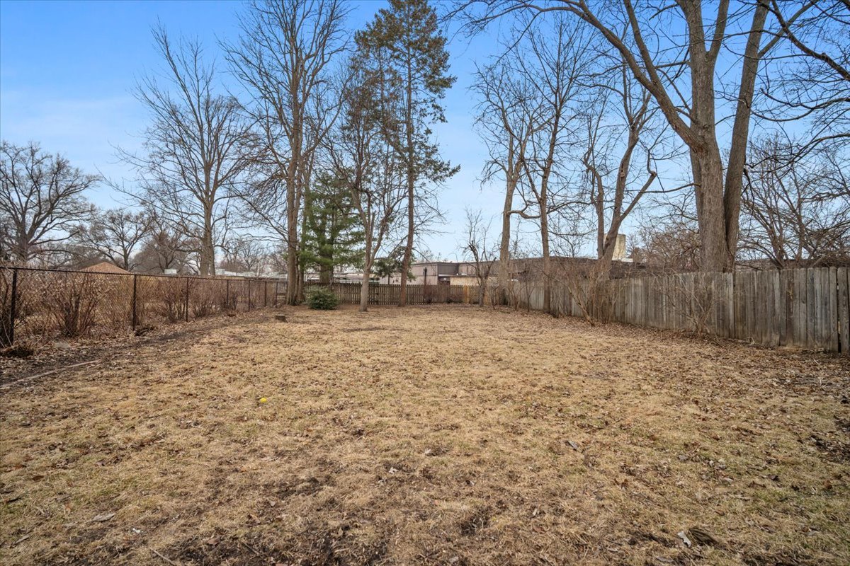 611 Vale Street, Bloomington, IL 61701