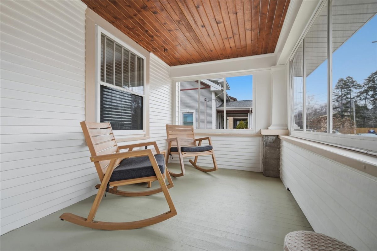 611 Vale Street, Bloomington, IL 61701