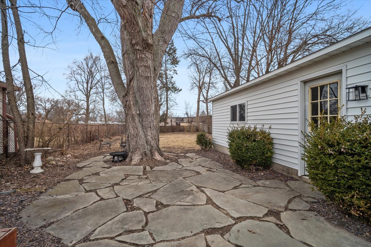 611 Vale Street, Bloomington, IL 61701