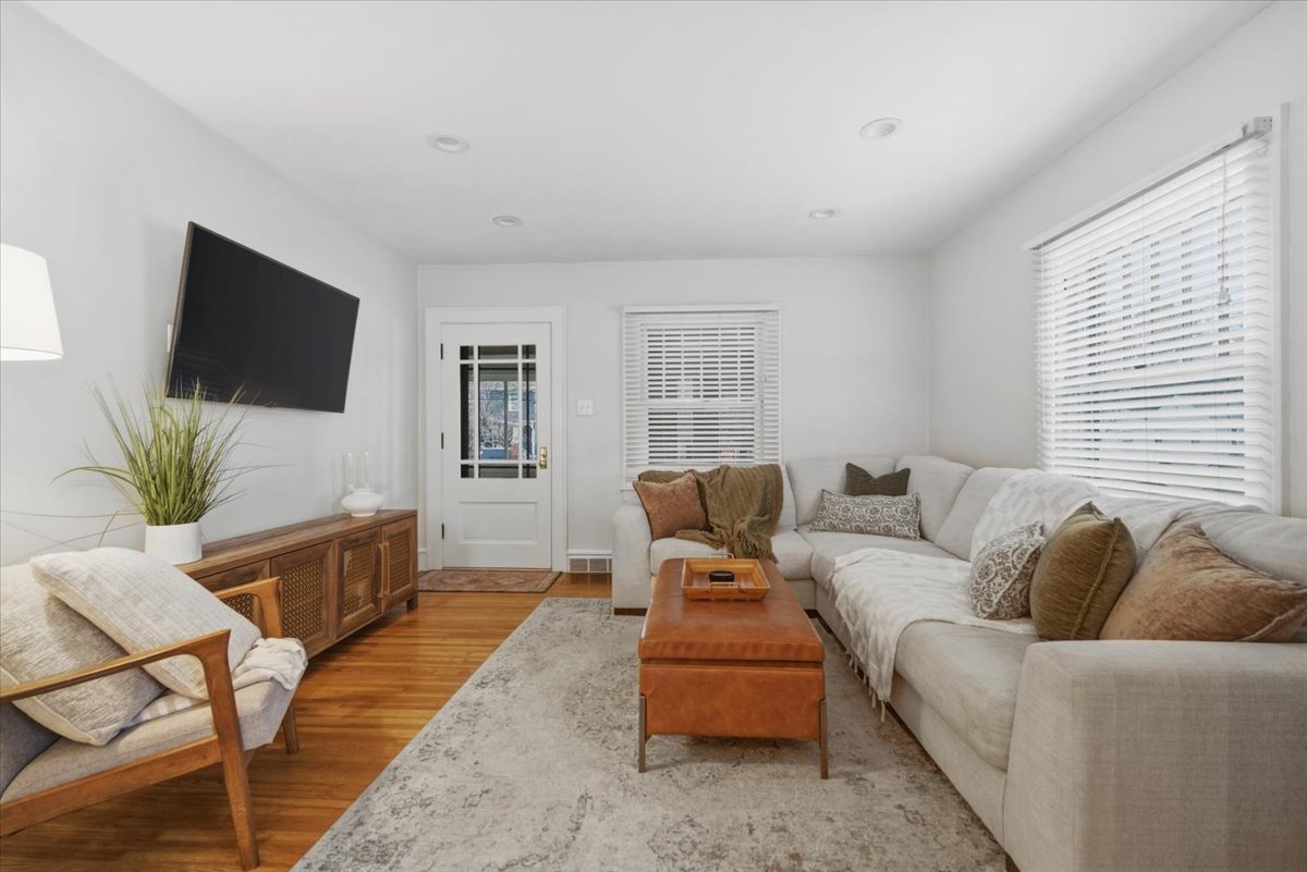 611 Vale Street, Bloomington, IL 61701