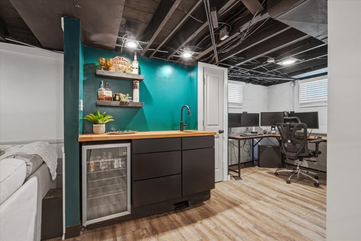 611 Vale Street, Bloomington, IL 61701