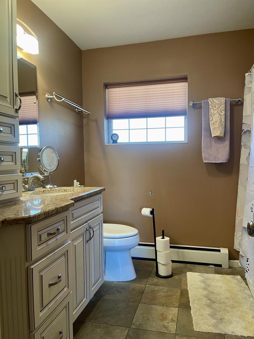 465 Poplar Avenue, Antioch, IL 60002