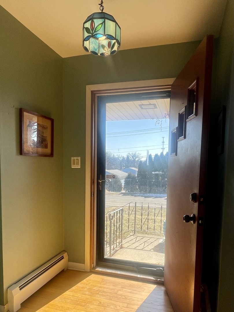 465 Poplar Avenue, Antioch, IL 60002