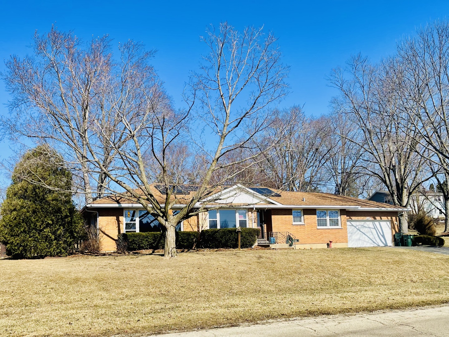 465 Poplar Avenue, Antioch, IL 60002