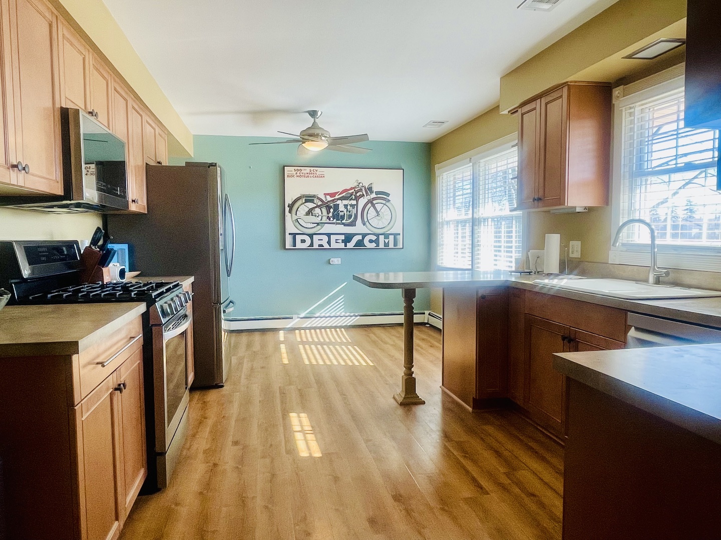 465 Poplar Avenue, Antioch, IL 60002