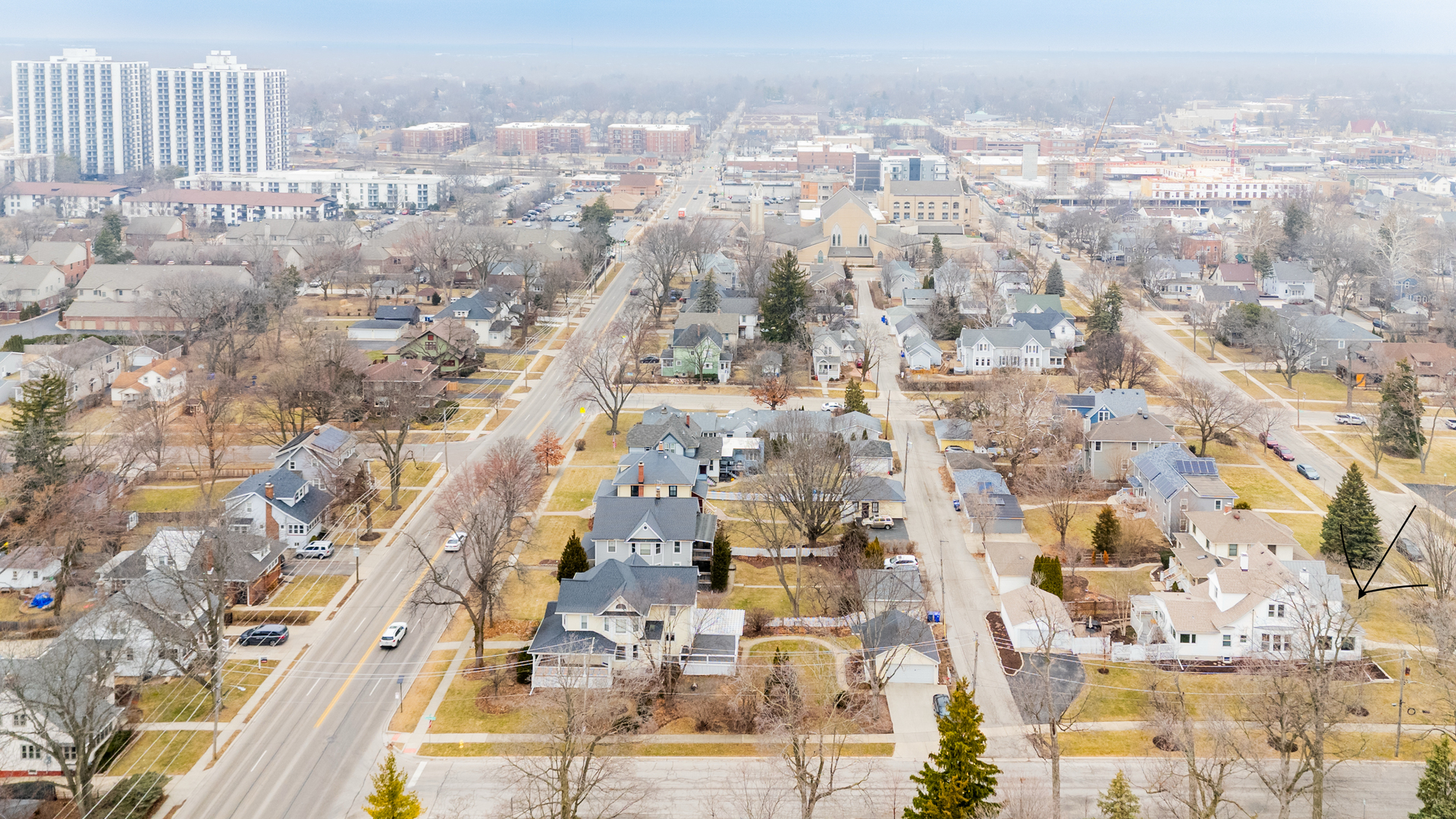 520 S Wheaton Avenue, Wheaton, IL 60187