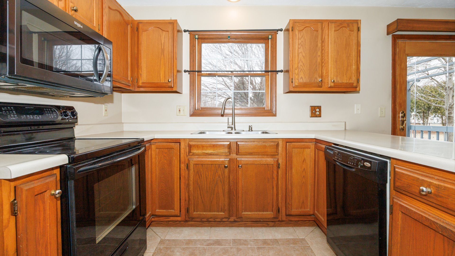 2112 Parker Avenue, Bloomington, IL 61701