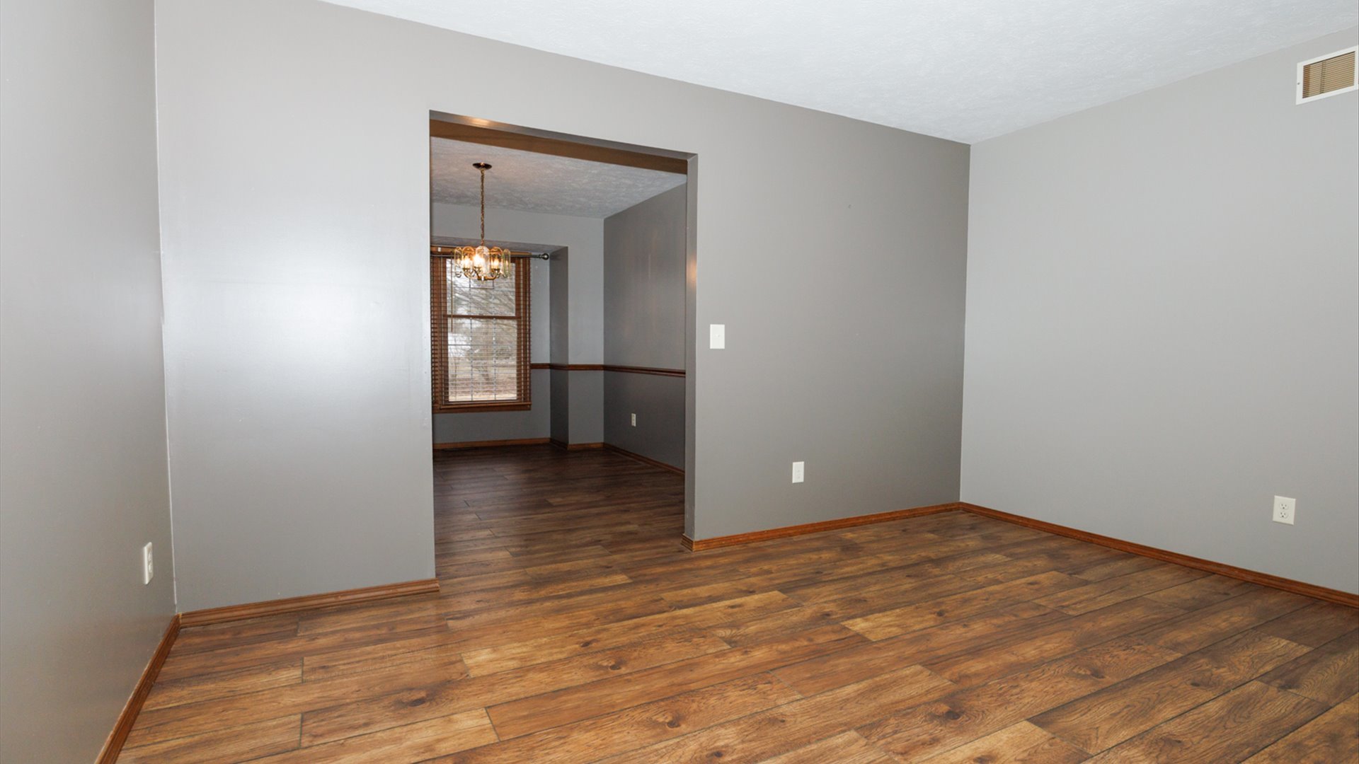 2112 Parker Avenue, Bloomington, IL 61701