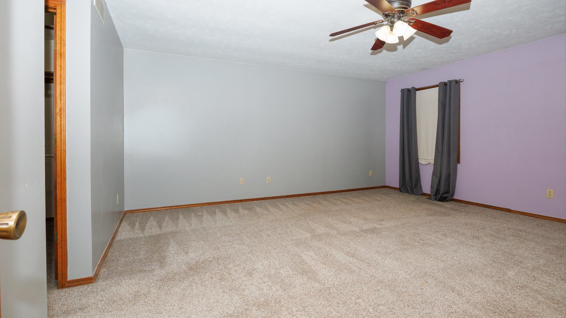 2112 Parker Avenue, Bloomington, IL 61701