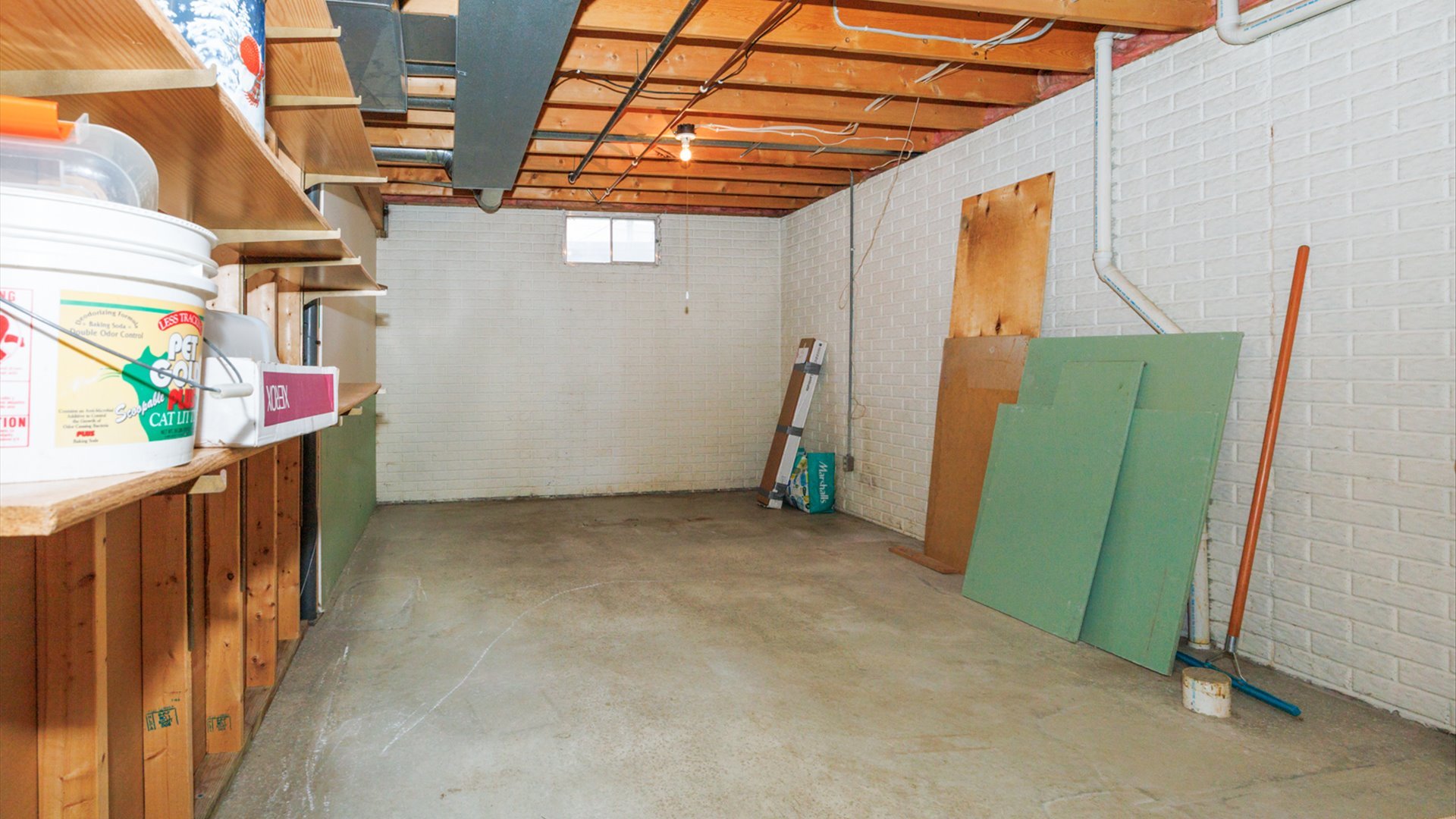 2112 Parker Avenue, Bloomington, IL 61701