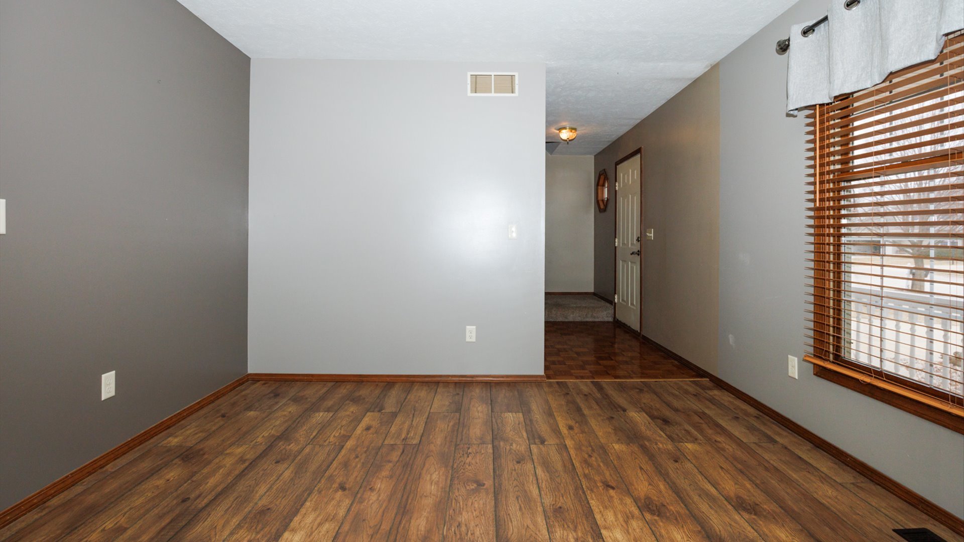 2112 Parker Avenue, Bloomington, IL 61701