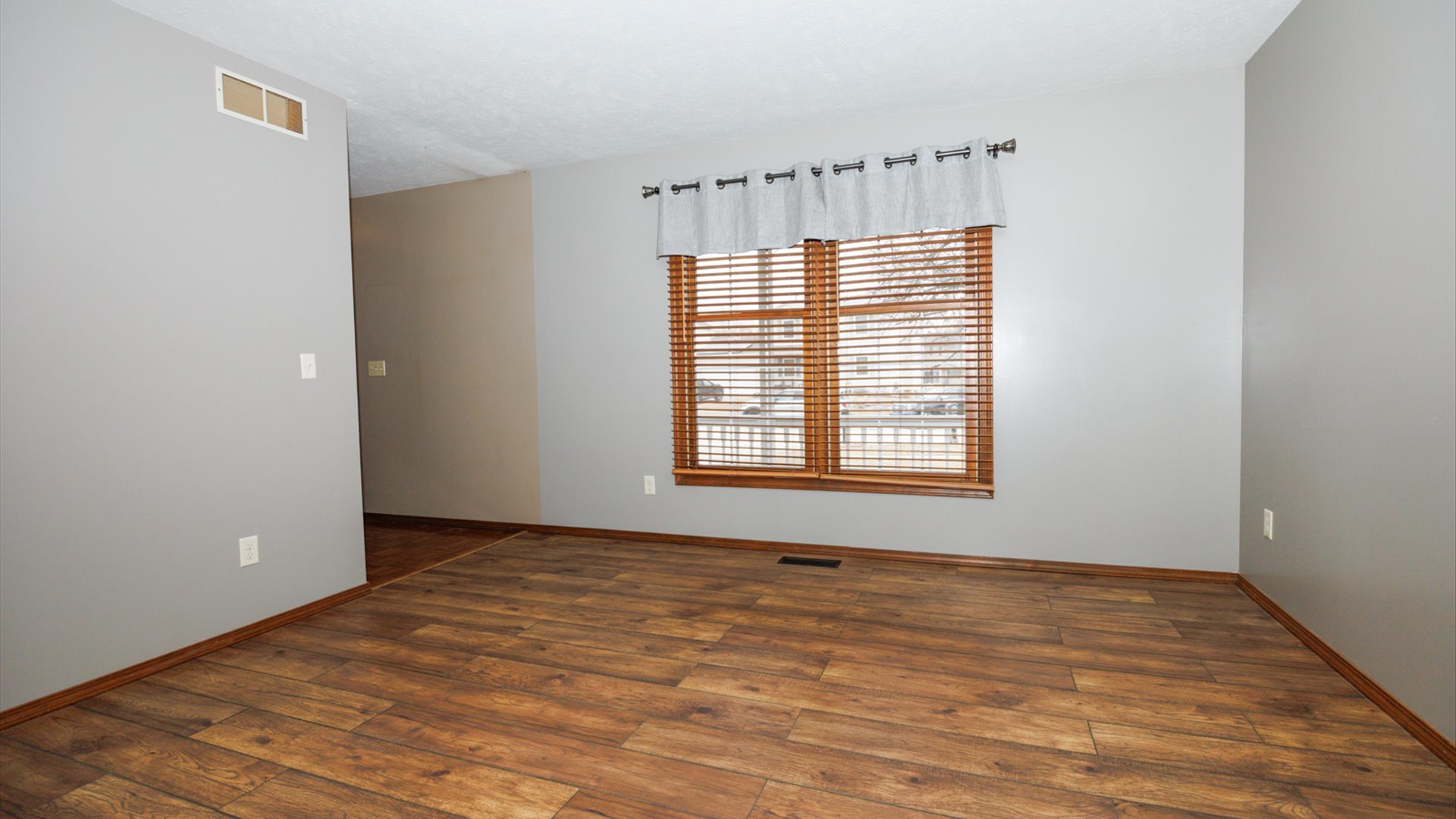 2112 Parker Avenue, Bloomington, IL 61701