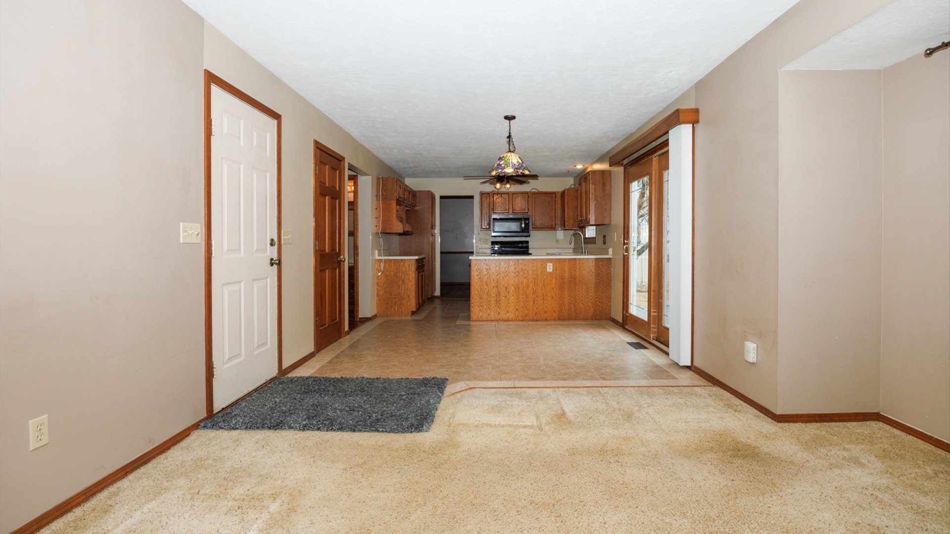 2112 Parker Avenue, Bloomington, IL 61701