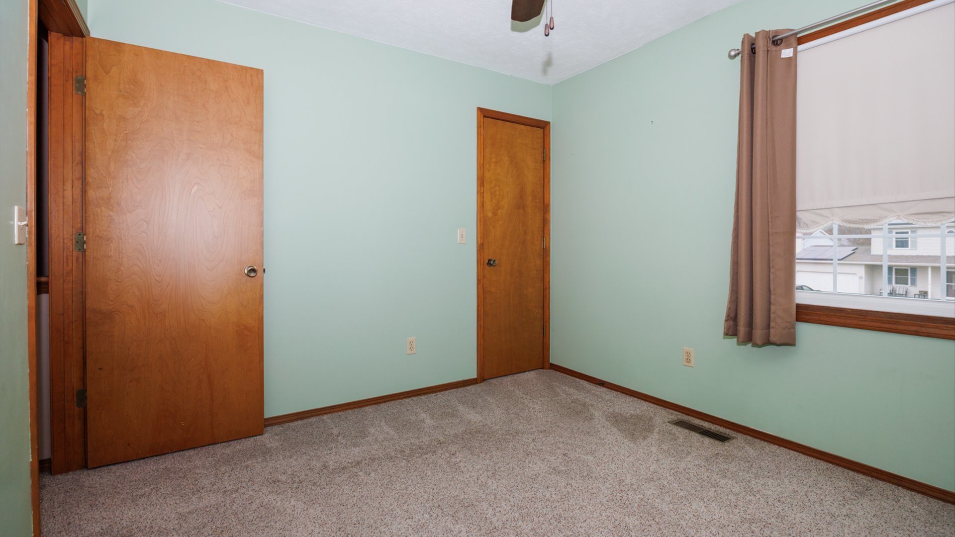 2112 Parker Avenue, Bloomington, IL 61701