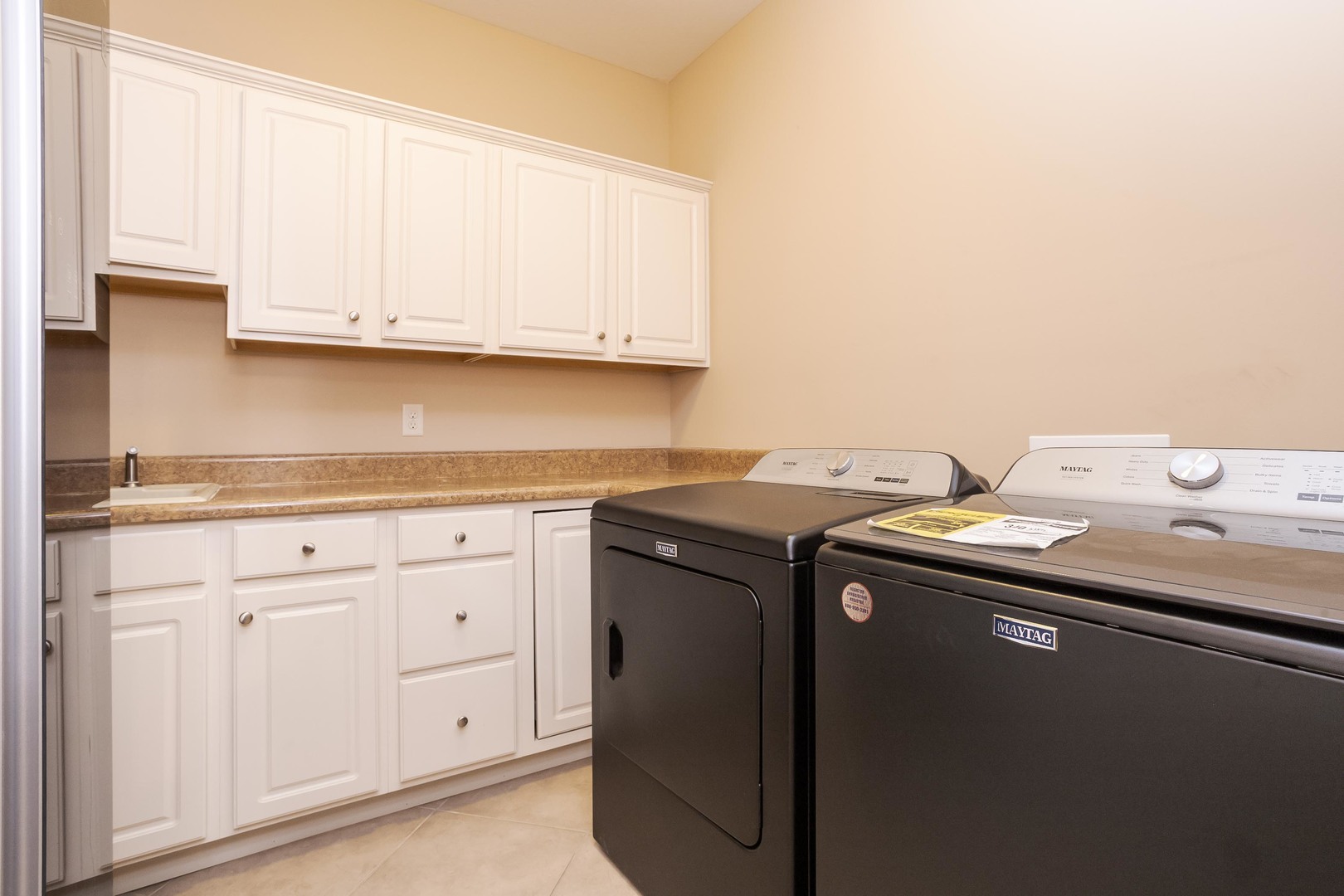 2703 Vrooman Court, Bloomington, IL 61704