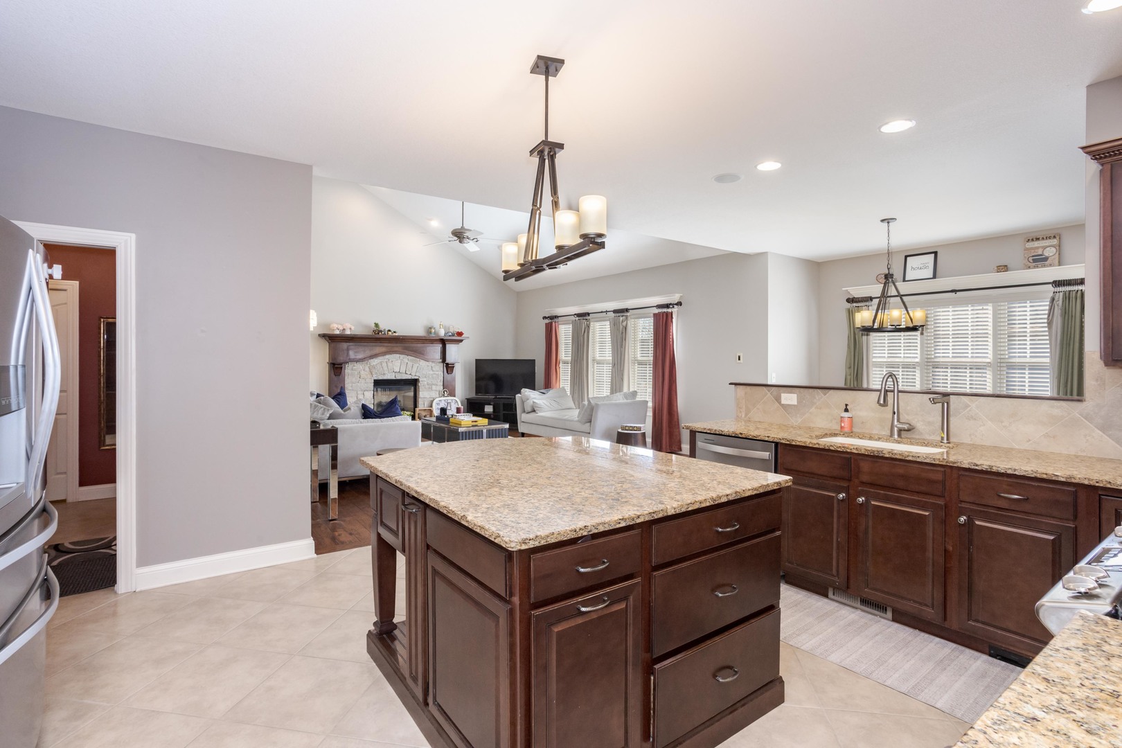 2703 Vrooman Court, Bloomington, IL 61704