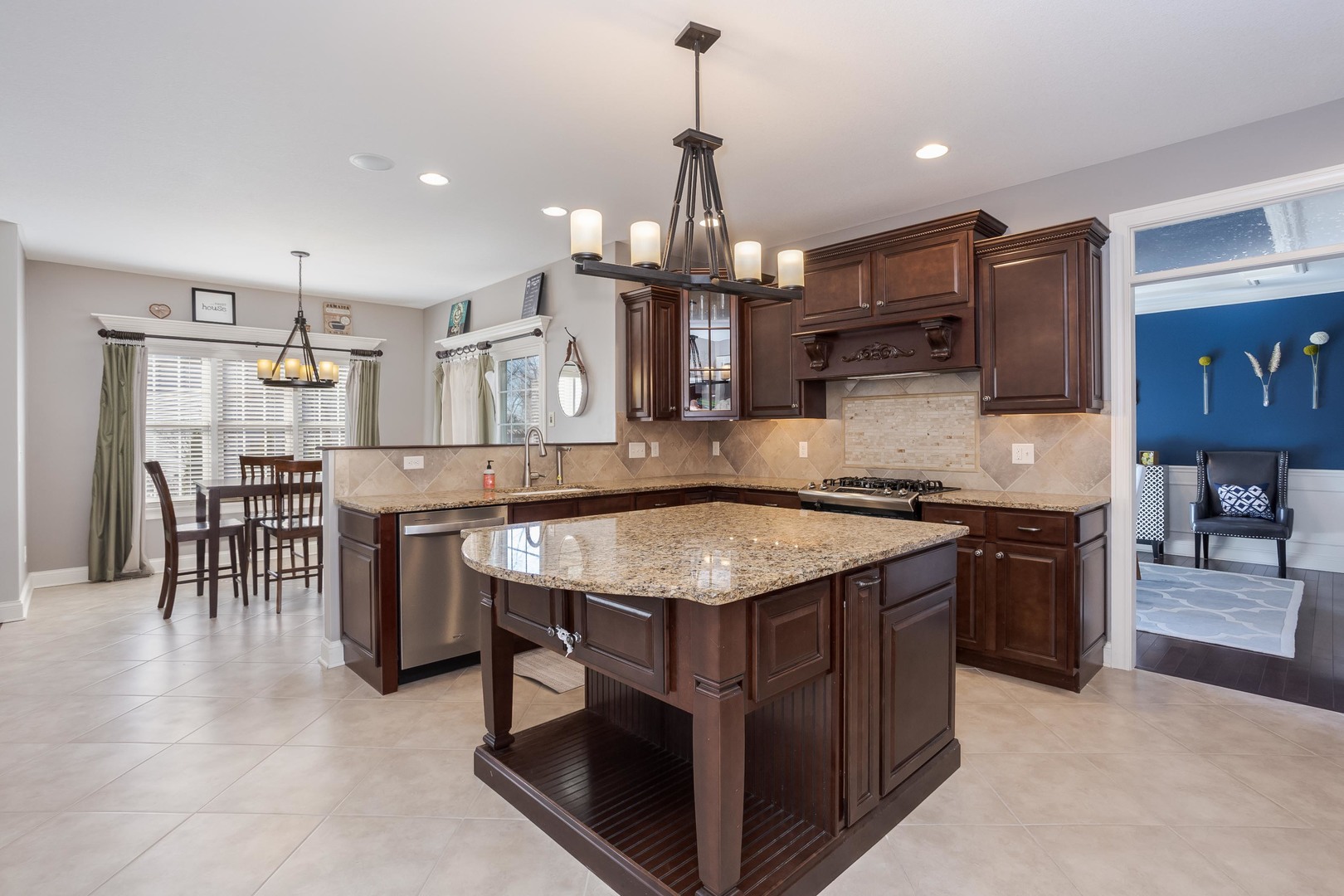 2703 Vrooman Court, Bloomington, IL 61704