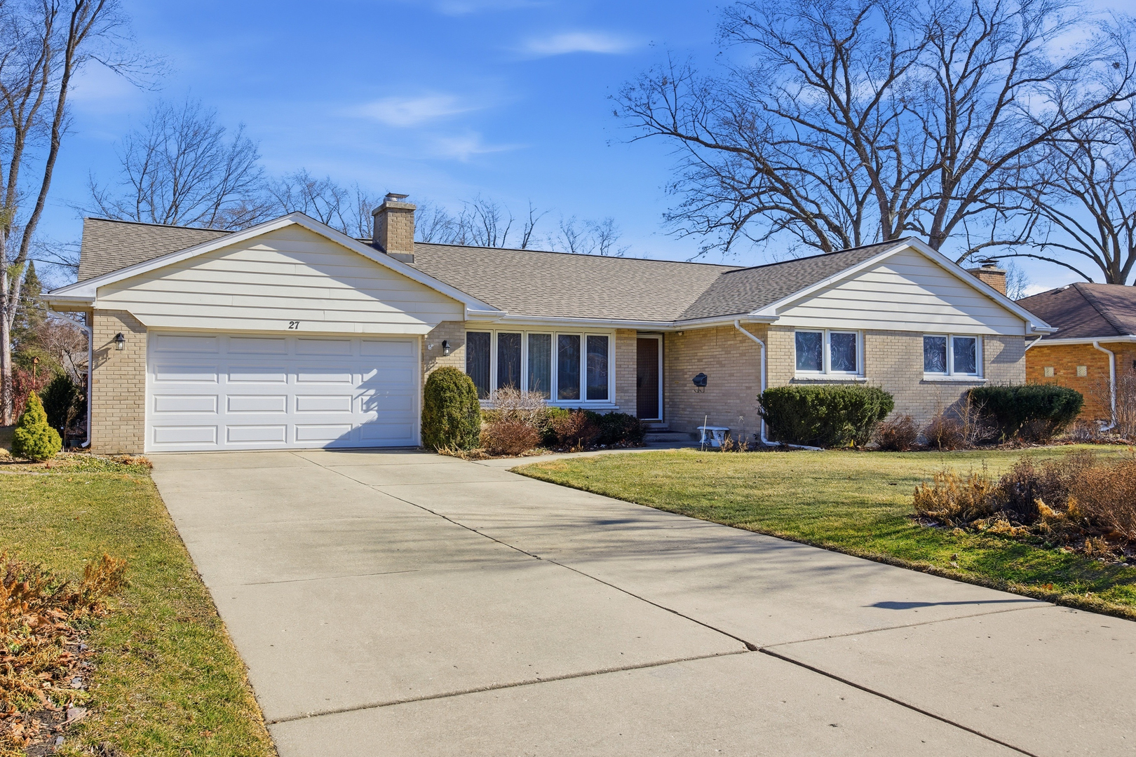 27 S Kaspar Avenue, Arlington Heights, IL 60005