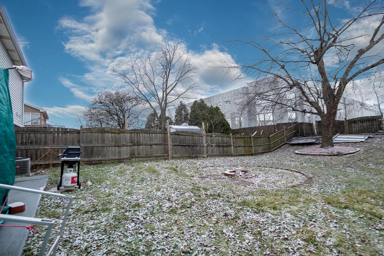 2120 Brittany Court, Glendale Heights, IL 60139