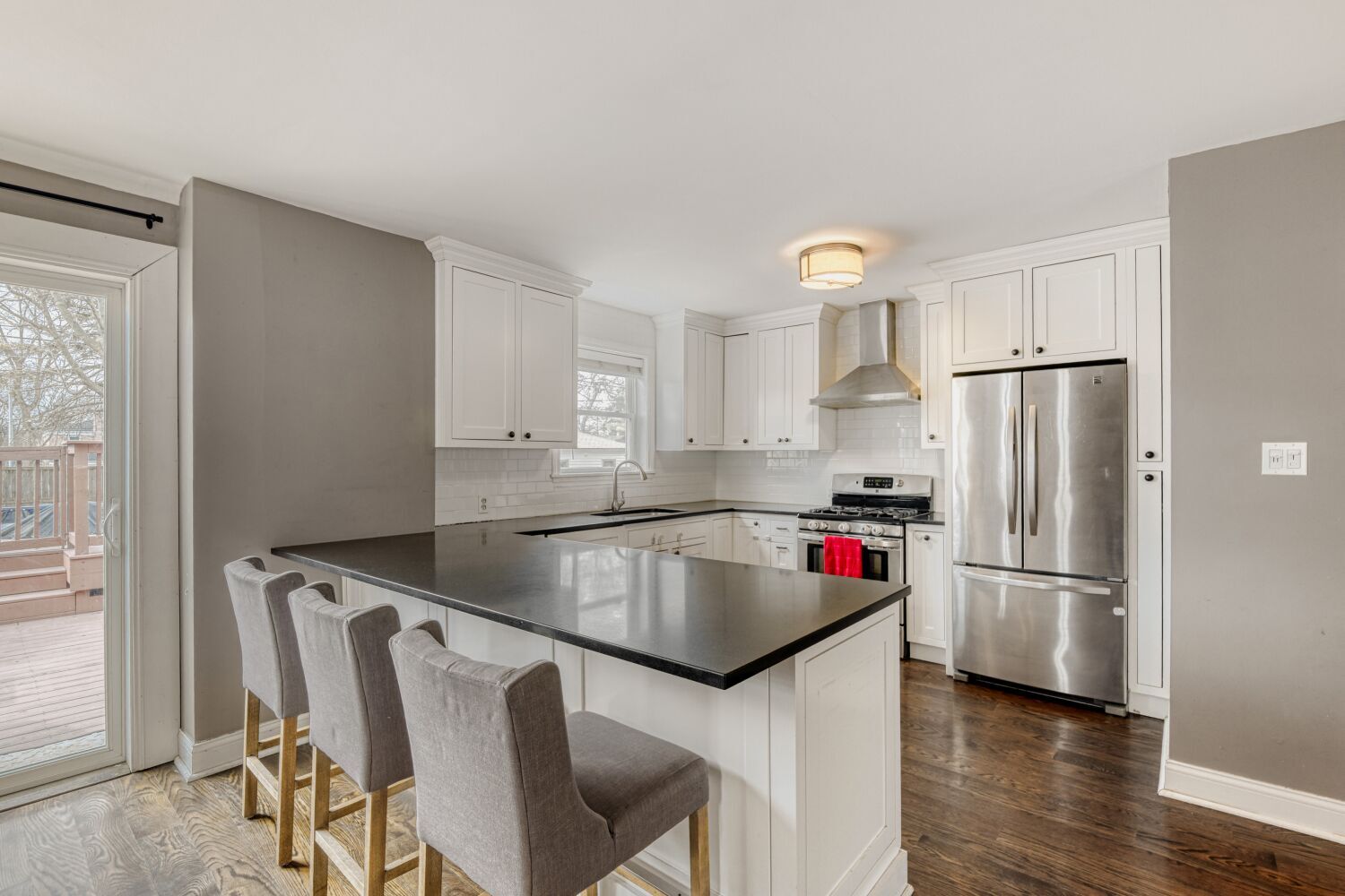 9926 S Campbell Avenue, Chicago, IL 60655