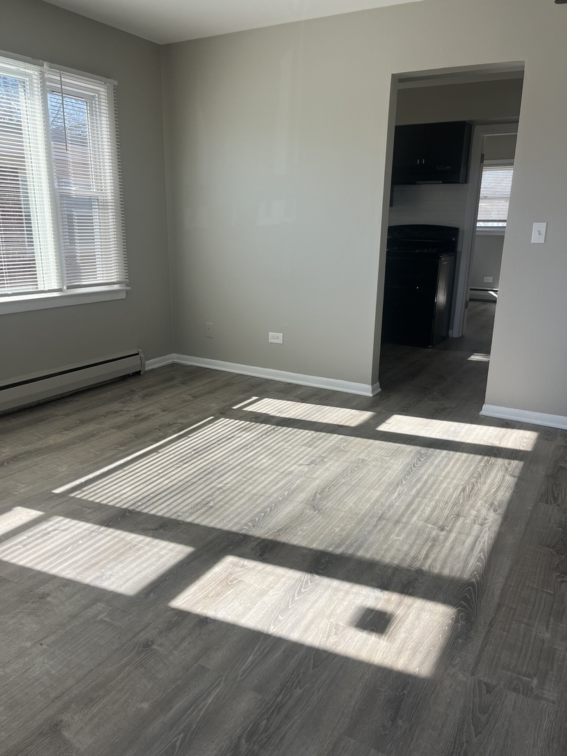 1340 N main Street #E4, Wheaton, IL 60187