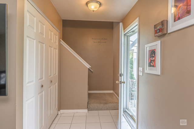 956 Four Seasons Boulevard, Aurora, IL 60504