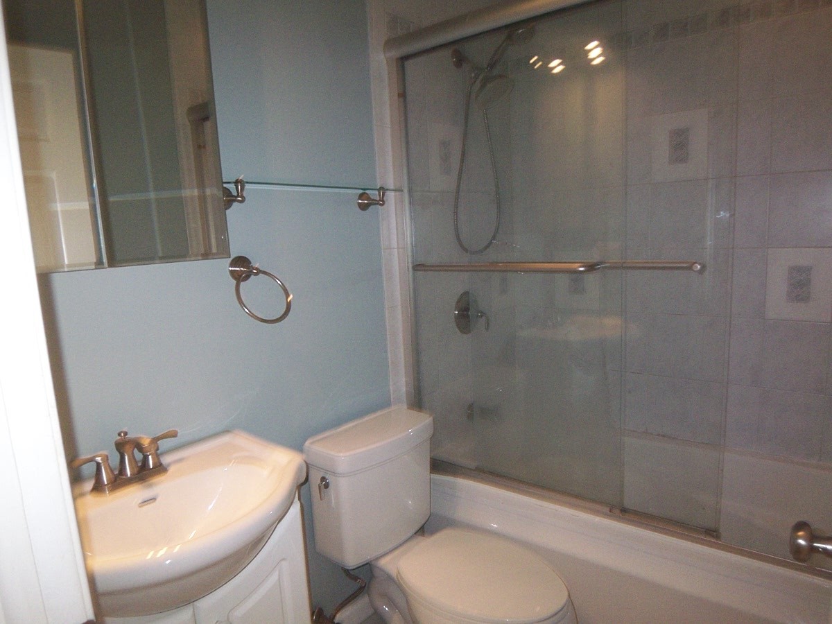 Schaumburg, IL 60193