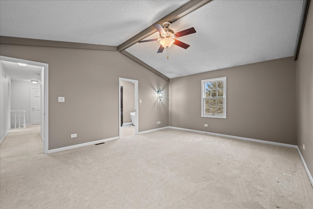 2802 Wedgewood Drive, Naperville, IL 60565