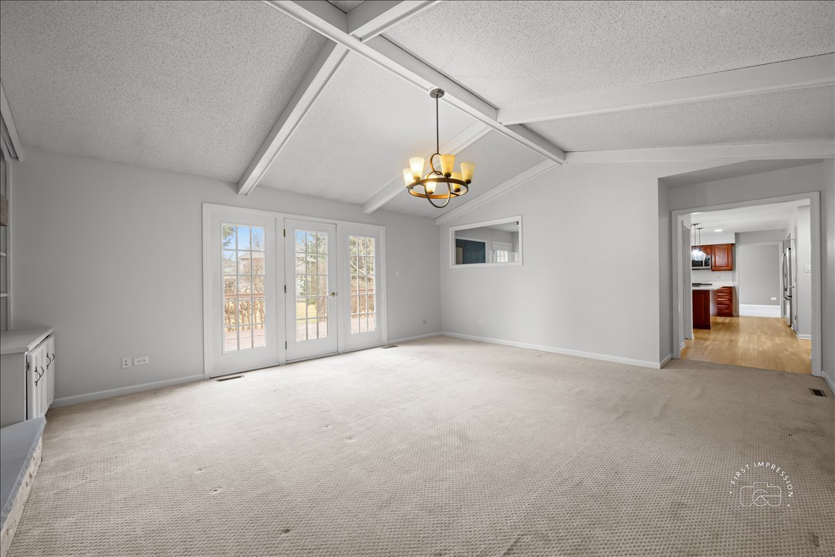 2802 Wedgewood Drive, Naperville, IL 60565