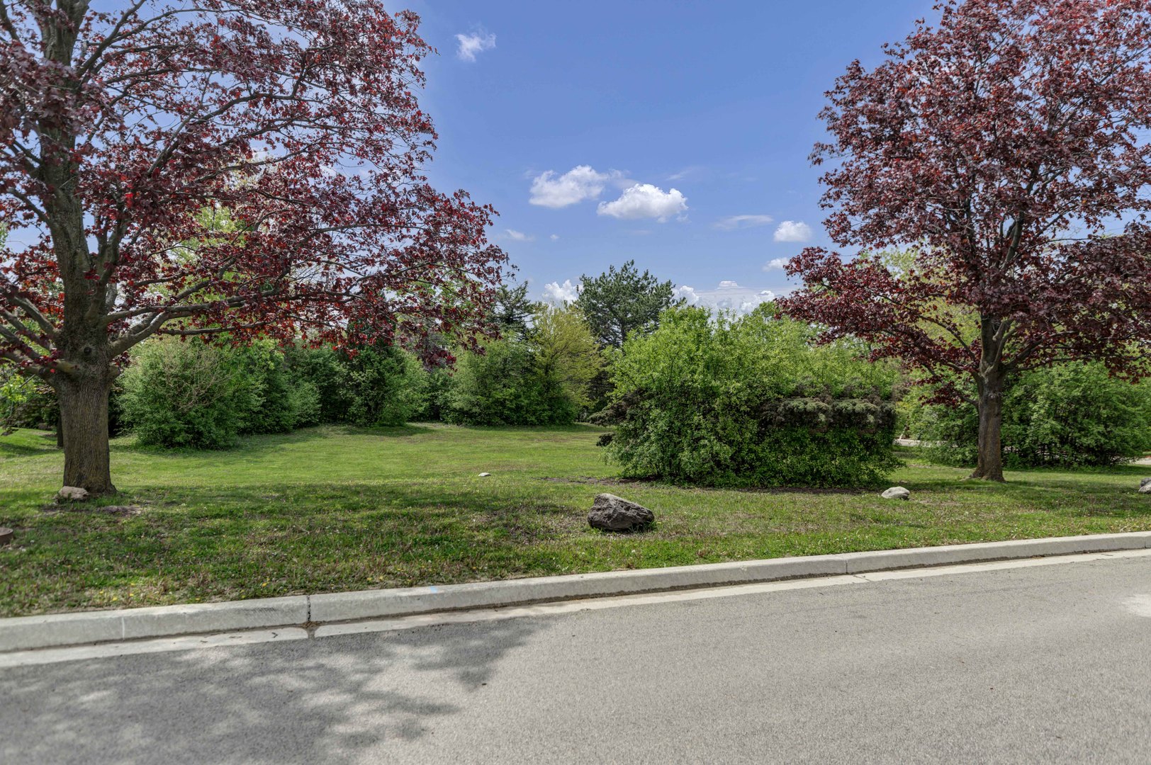46 Kingston Drive, Oak Brook, IL 60523